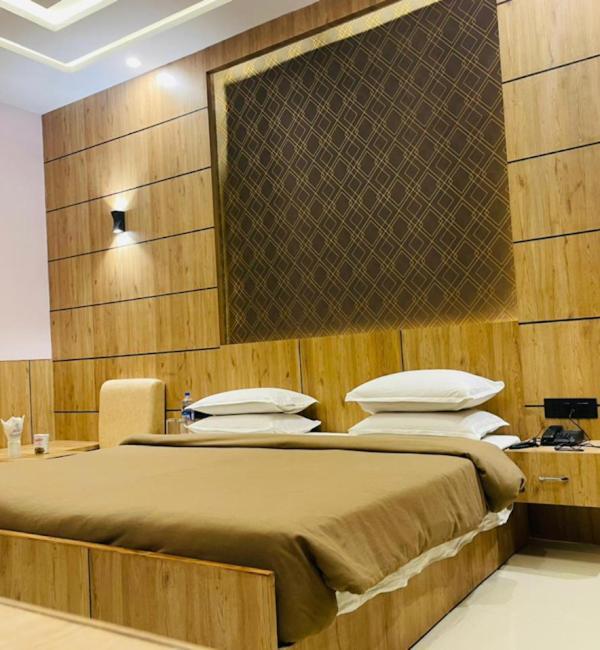 Hotel Shane Avadh , Ayodhya Ngoại thất bức ảnh