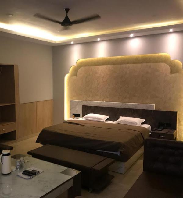 Hotel Shane Avadh , Ayodhya Ngoại thất bức ảnh