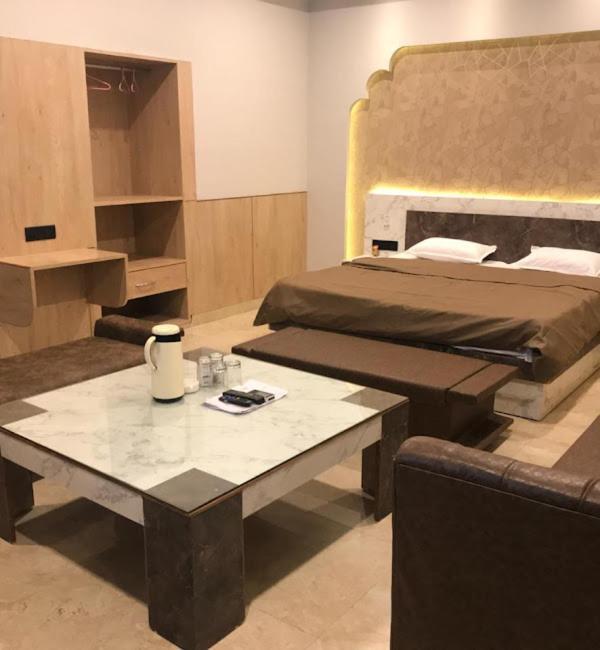 Hotel Shane Avadh , Ayodhya Ngoại thất bức ảnh