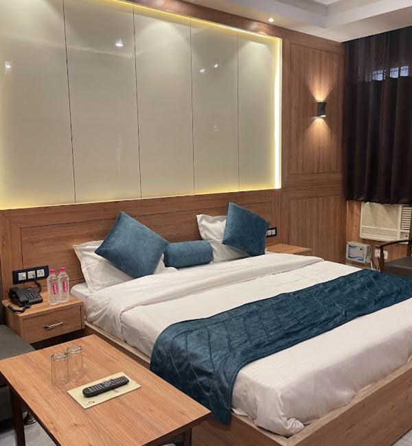 Hotel Shane Avadh , Ayodhya Ngoại thất bức ảnh